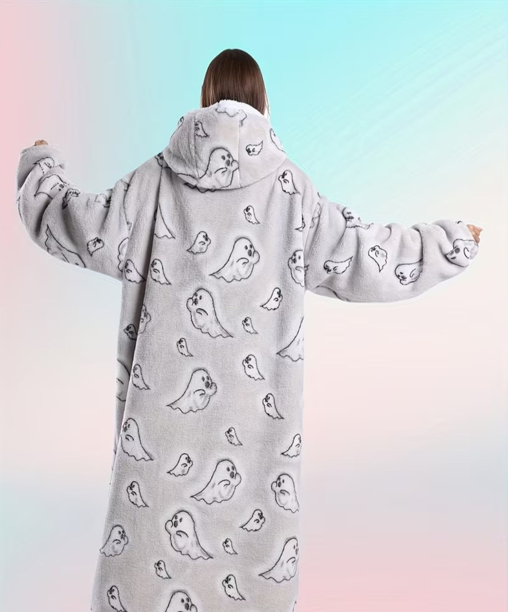 👻 Spooky Ghost Hoodie Blanket 👻
